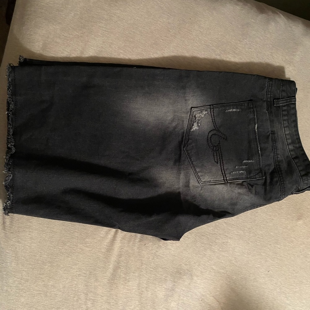 Born fly shorts
